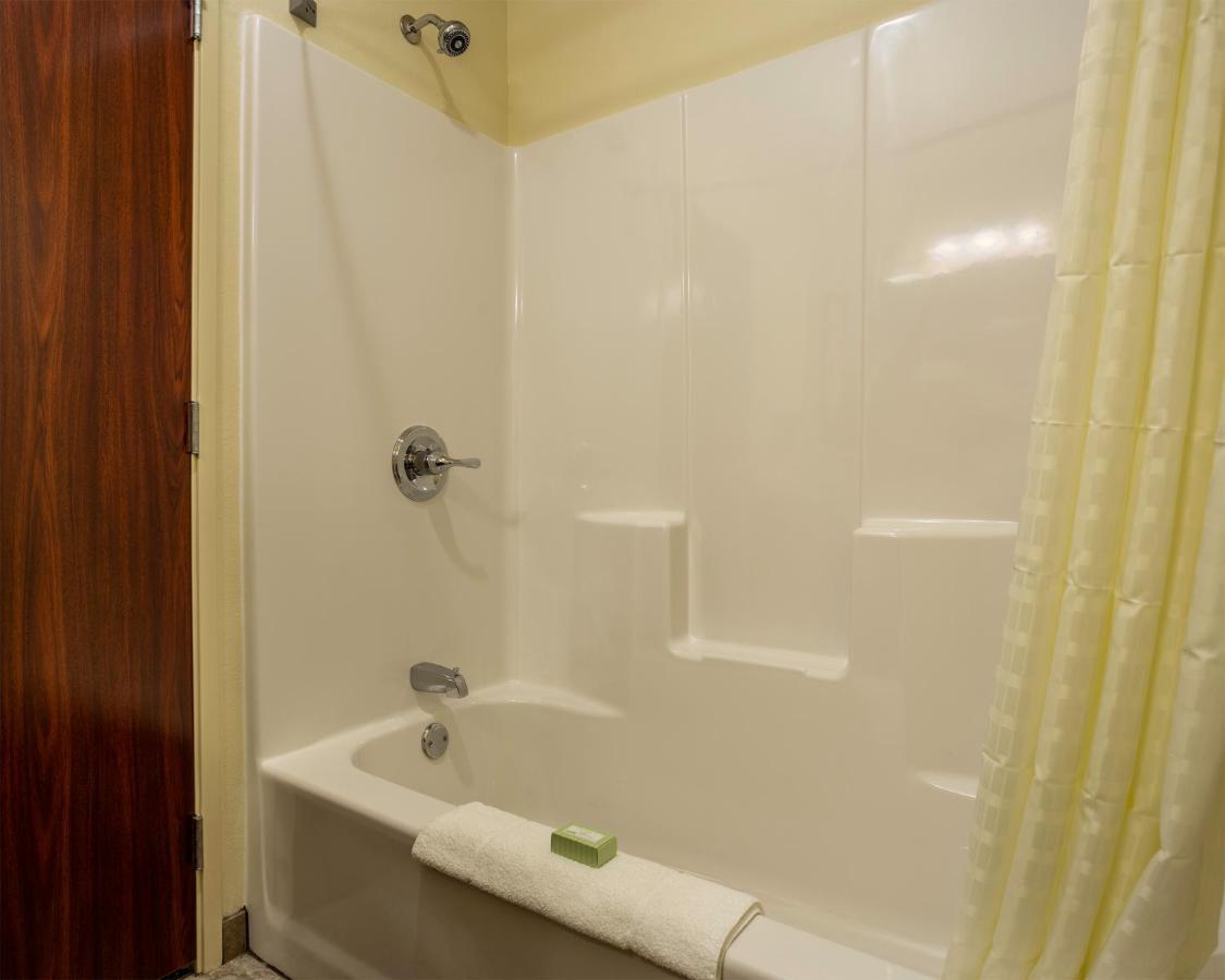Cobblestone Inn&Suites - Brookville Extérieur photo